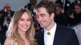 Alacakaranlık film serisinin başrol oyuncusu Robert Pattinson’un babalık sevinci