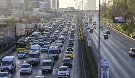 İstanbul’da bayram tatili bitti trafik çilesi başladı