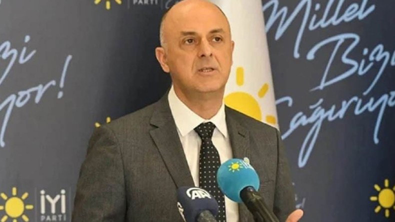 İYİ Parti İzmir Milletvekili Ümit Özlale partiden istifa kararı aldı