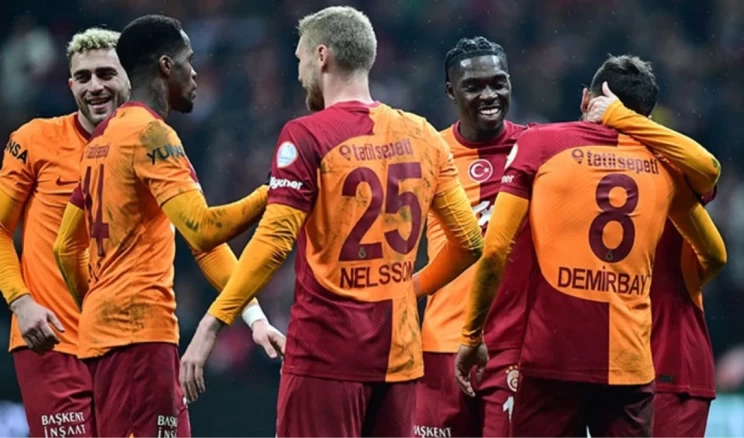 Galatasaray, Victor Nelsson ile yollarını ayırıyor